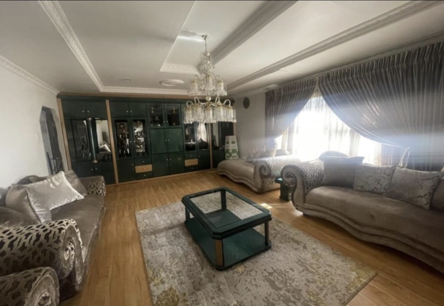 4 Bedroom Property for Sale in Ficksburg Free State